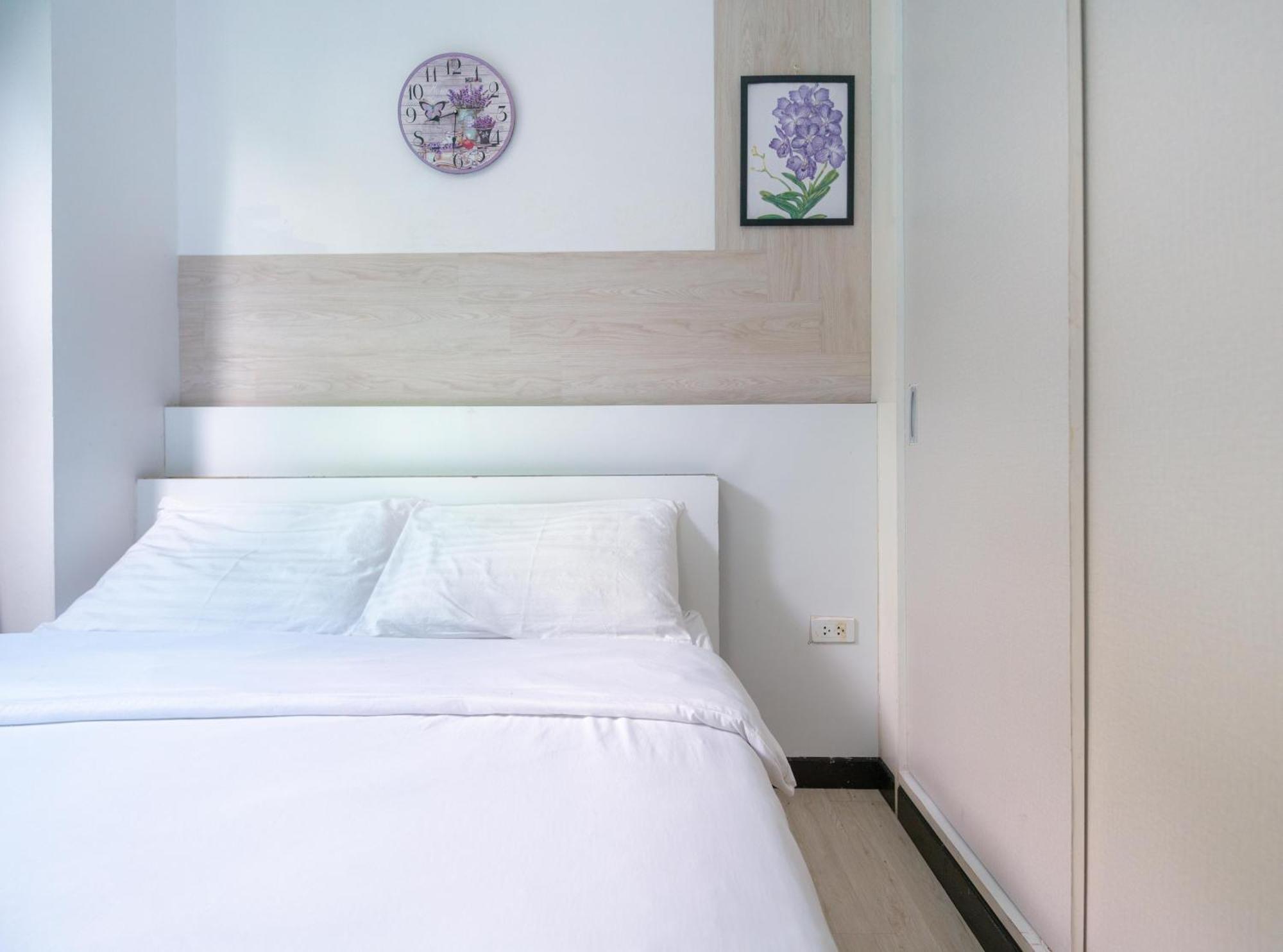 Baan Sabai Rama IV Apartment 曼谷 外观 照片