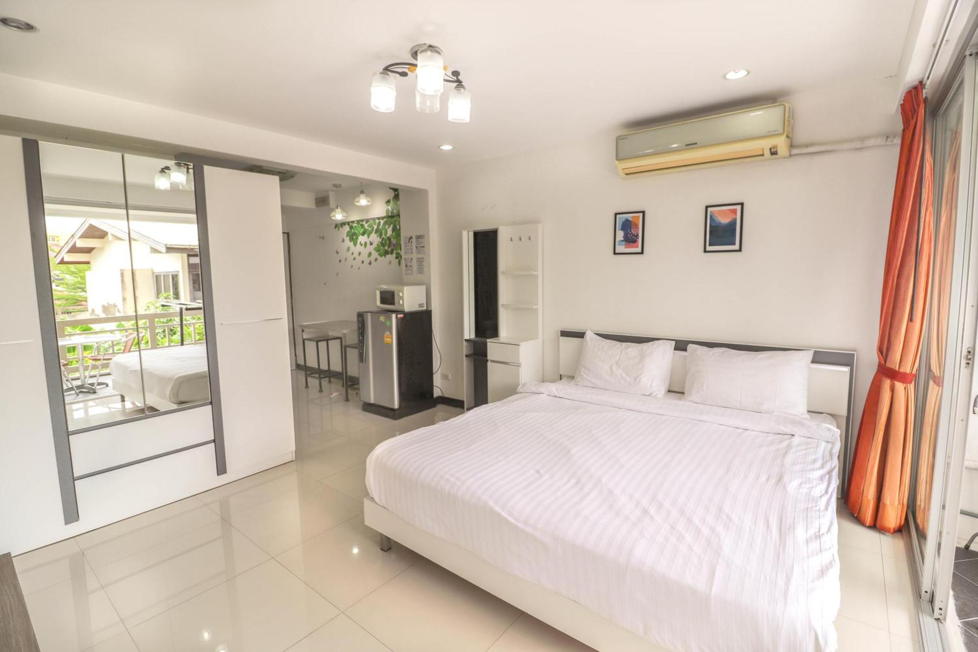 Baan Sabai Rama IV Apartment 曼谷 外观 照片